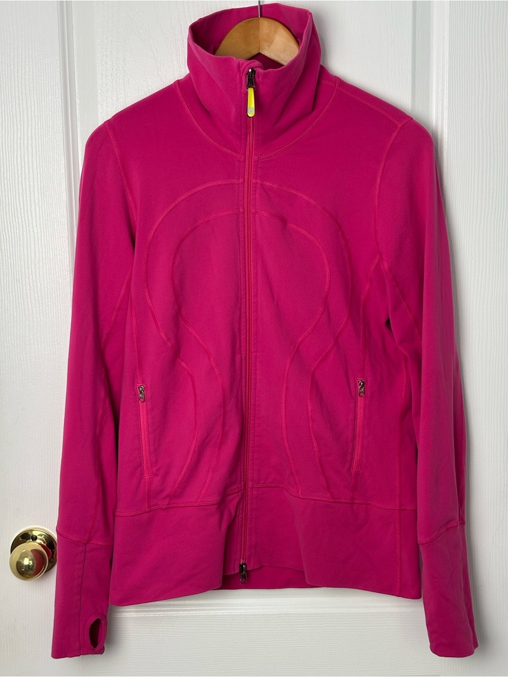 Lululemon Jacket Pink Raspberry Size 8 Thumbholes #238